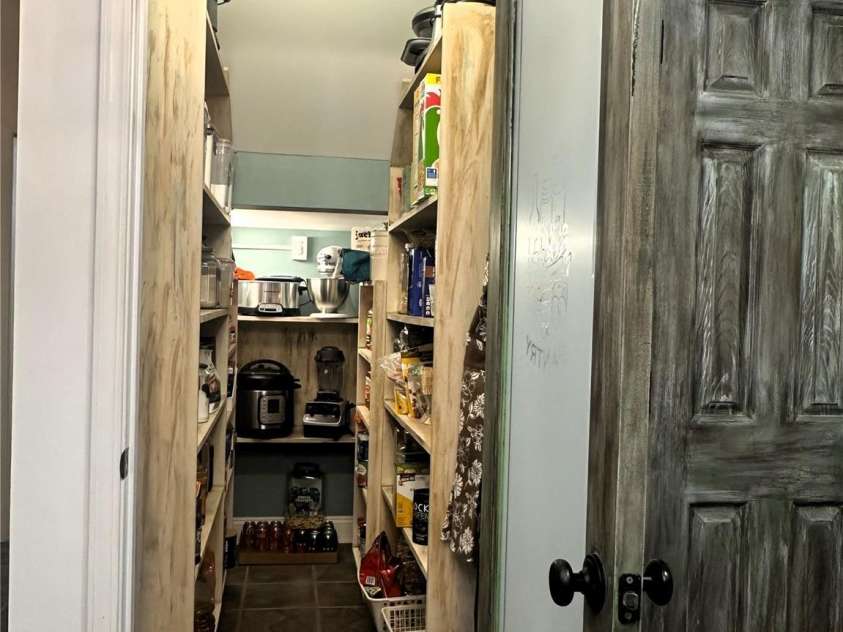 244 Mark Ryan Lane, Dallas, NC 28034.  MLS# CAR4328222, YatesRealty ID 1684. 