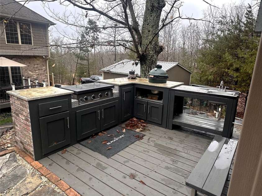 244 Mark Ryan Lane, Dallas, NC 28034.  MLS# CAR4328222, YatesRealty ID 1684. 