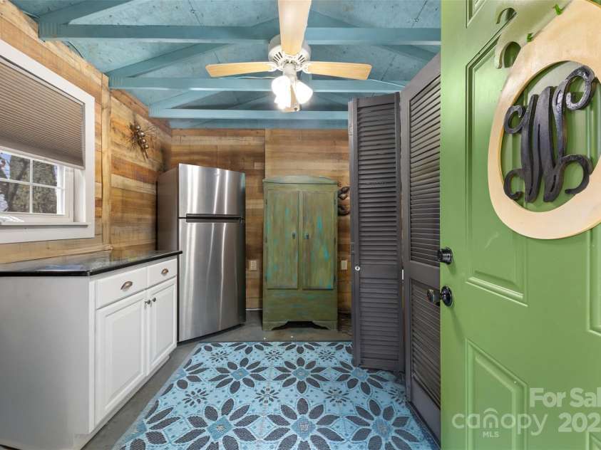 244 Mark Ryan Lane, Dallas, NC 28034.  MLS# CAR4328222, YatesRealty ID 1684. 