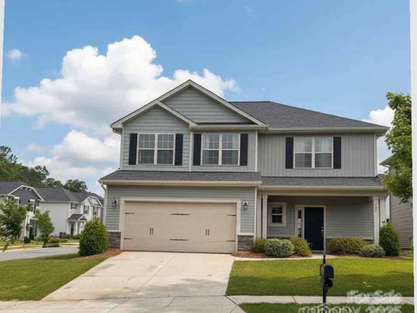 704 Robert Moses Drive, Gastonia, NC 28056.  MLS# CAR4254485, YatesRealty ID 16840. 