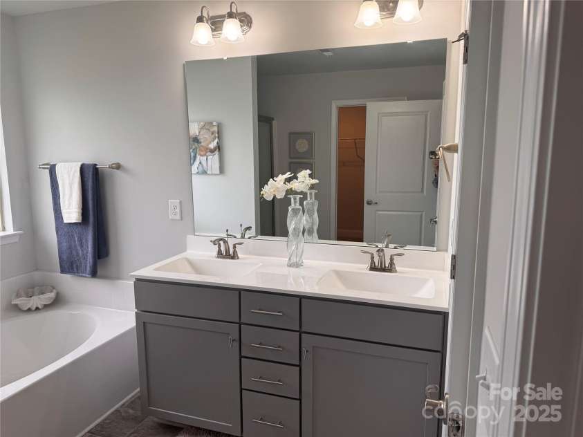 704 Robert Moses Drive, Gastonia, NC 28056.  MLS# CAR4254485, YatesRealty ID 16840. Primary bathroom