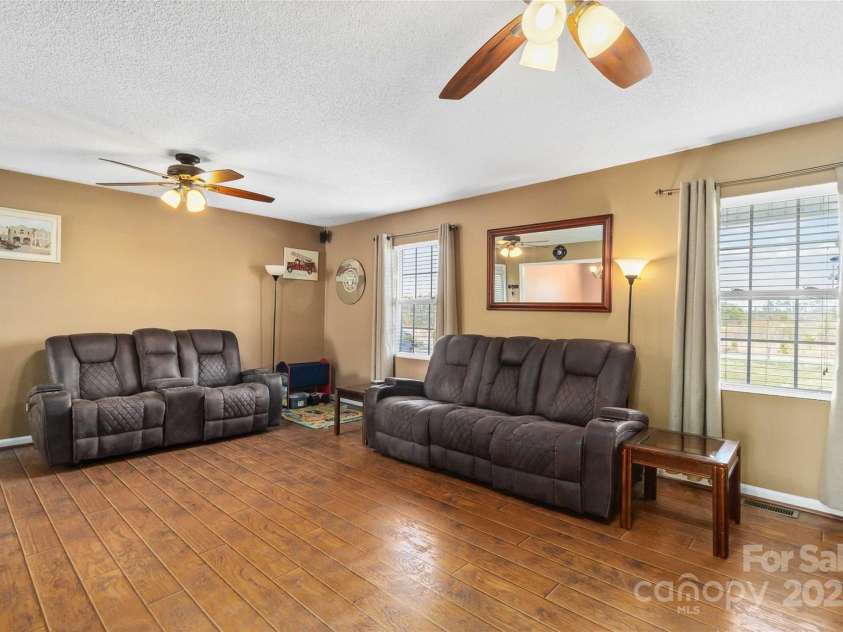 1976 McIlwain Road, Lancaster, SC 29720.  MLS# CAR4207502, YatesRealty ID 16842. 