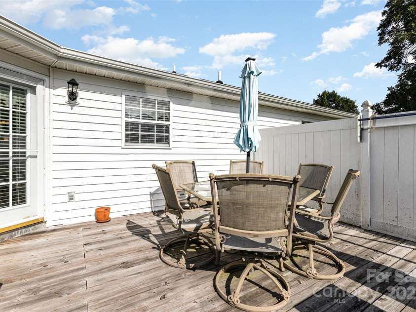 1976 Mcilwain Road, Lancaster, SC 29720.  MLS# CAR4299274, YatesRealty ID 16842. Back Deck