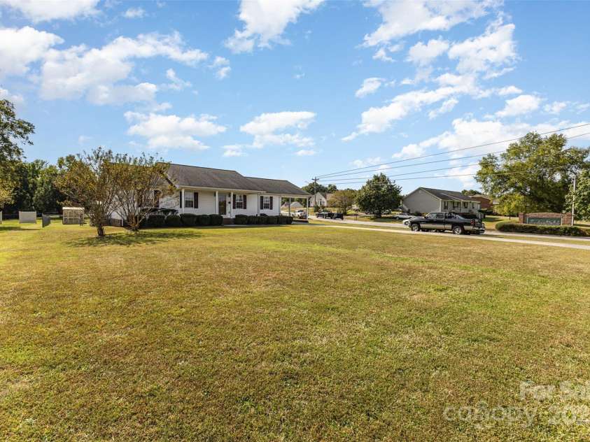 1976 Mcilwain Road, Lancaster, SC 29720.  MLS# CAR4299274, YatesRealty ID 16842. Front Yard