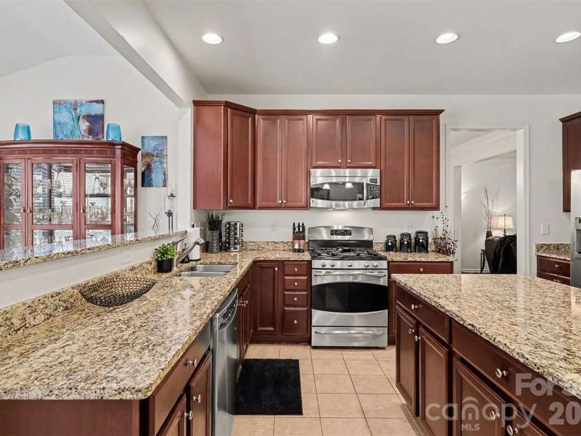 7608 Clarke Ridge Court, Charlotte, NC 28269.  MLS# CAR4374193, YatesRealty ID 16842. 