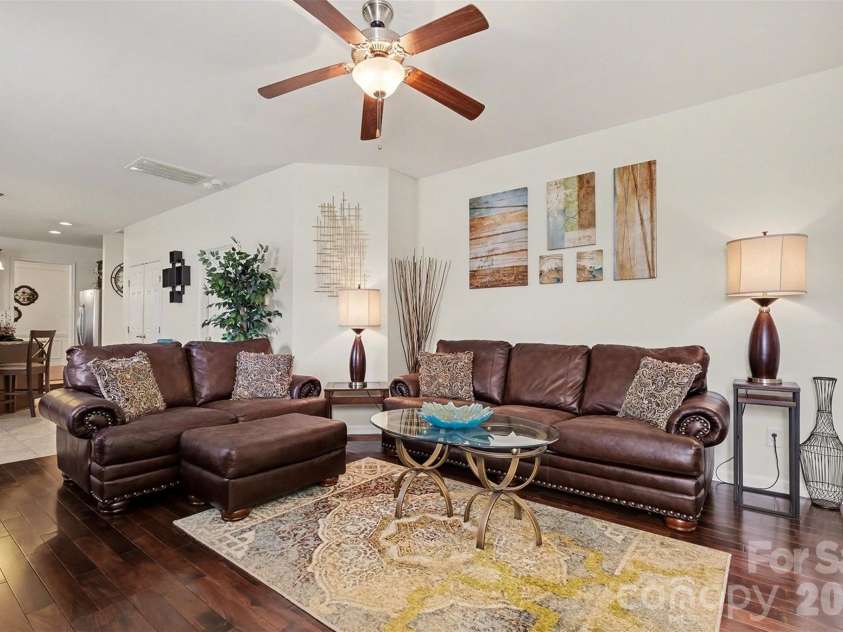7608 Clarke Ridge Court, Charlotte, NC 28269.  MLS# CAR4374193, YatesRealty ID 16842. 