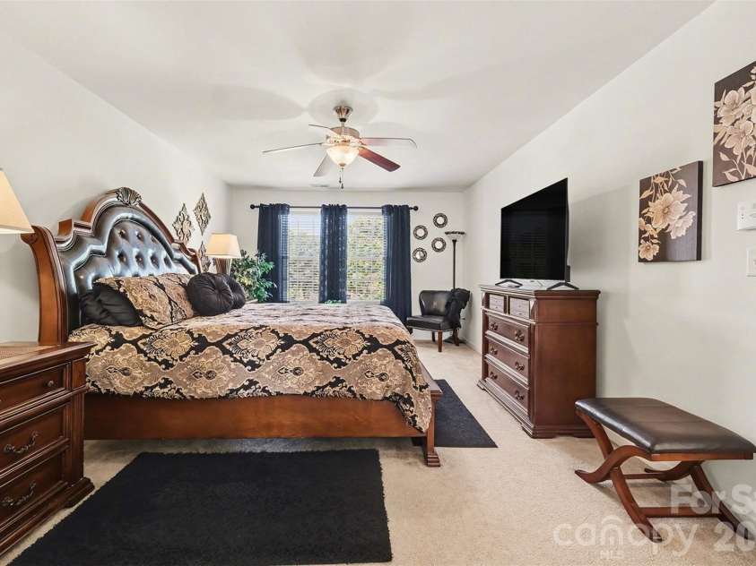 7608 Clarke Ridge Court, Charlotte, NC 28269.  MLS# CAR4374193, YatesRealty ID 16842. 