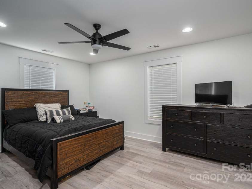 1138 Zeb Haynes Road, Maiden, NC 28650.  MLS# CAR4260529, YatesRealty ID 16843. 