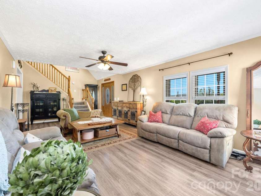 461 Doctors Street, Sparta, NC 28675.  MLS# CAR4374575, YatesRealty ID 16843. 