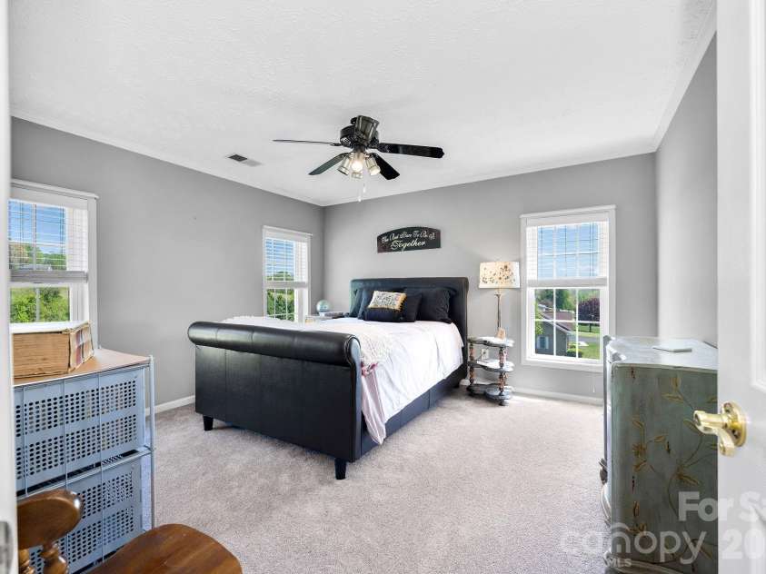 461 Doctors Street, Sparta, NC 28675.  MLS# CAR4374575, YatesRealty ID 16843. 