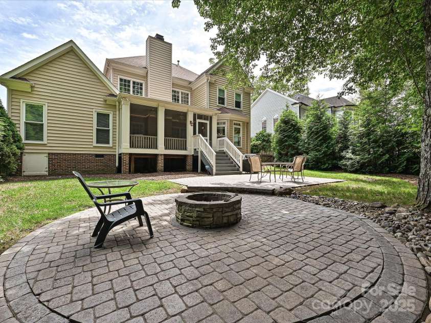 2406 Tarleton Twins Terrace, Charlotte, NC 28270.  MLS# CAR4261443, YatesRealty ID 16844. Firepit
