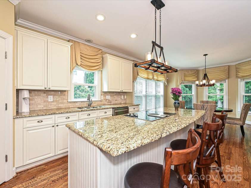 2406 Tarleton Twins Terrace, Charlotte, NC 28270.  MLS# CAR4261443, YatesRealty ID 16844. Kitchen