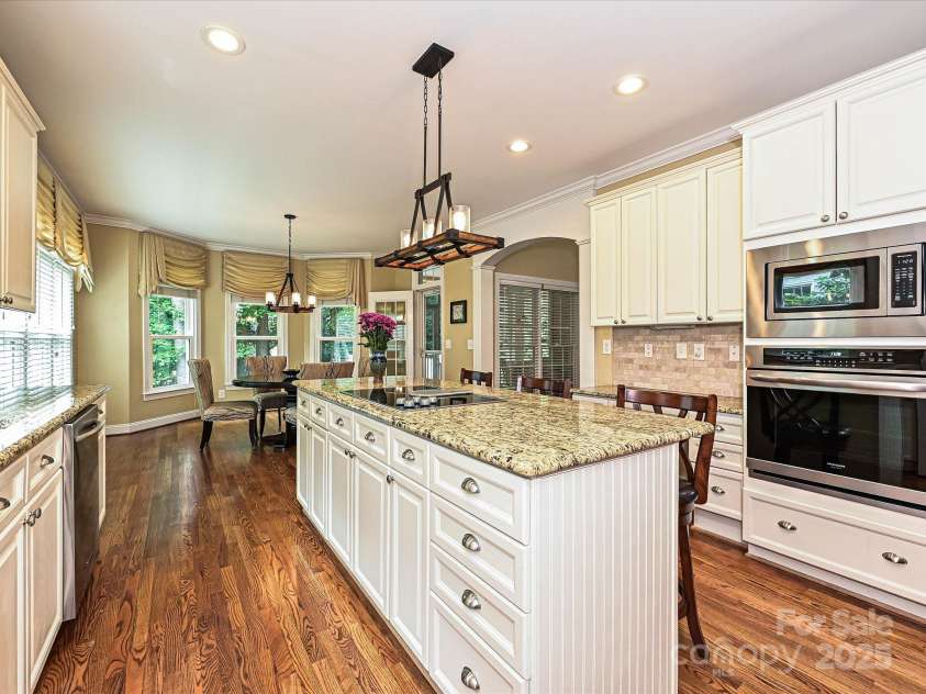 2406 Tarleton Twins Terrace, Charlotte, NC 28270.  MLS# CAR4261443, YatesRealty ID 16844. Kitchen