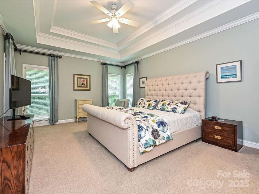 2406 Tarleton Twins Terrace, Charlotte, NC 28270.  MLS# CAR4261443, YatesRealty ID 16844. Main level Primary Suite