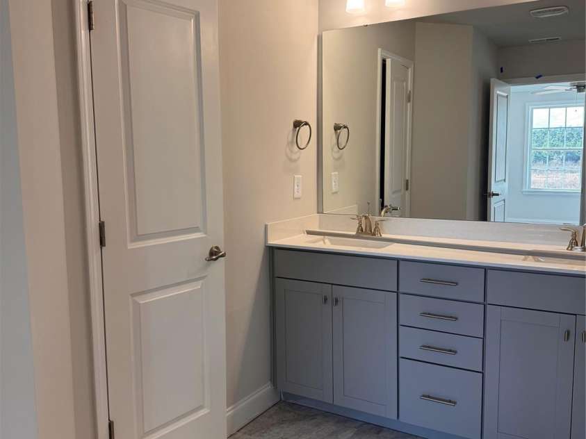 4077 Port Richmond Avenue, Gastonia, NC 28056.  MLS# CAR4184806, YatesRealty ID 16845. 