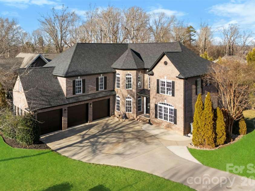 4134 Burnage Hall Road, Harrisburg, NC 28075.  MLS# CAR4295756, YatesRealty ID 16845. Exterior Front Full Brick
