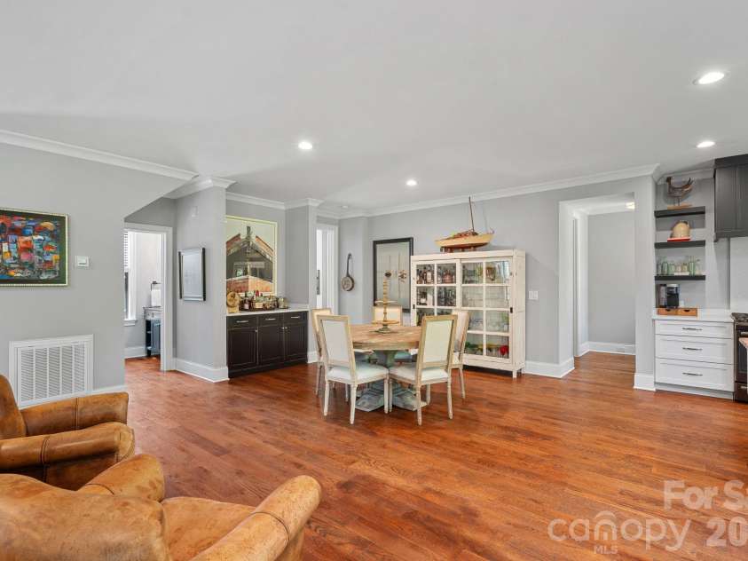 1420 Roundstone Road, Sherrills Ford, NC 28673.  MLS# CAR4369339, YatesRealty ID 16847. 