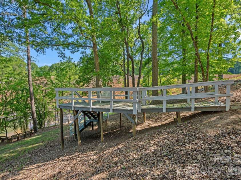 1420 Roundstone Road, Sherrills Ford, NC 28673.  MLS# CAR4369339, YatesRealty ID 16847. 