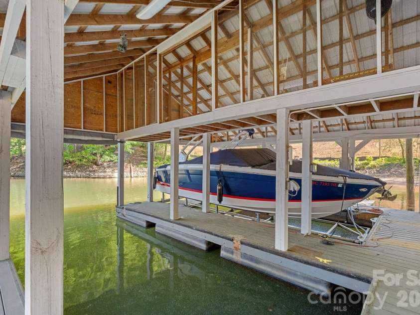 1420 Roundstone Road, Sherrills Ford, NC 28673.  MLS# CAR4369339, YatesRealty ID 16847. 