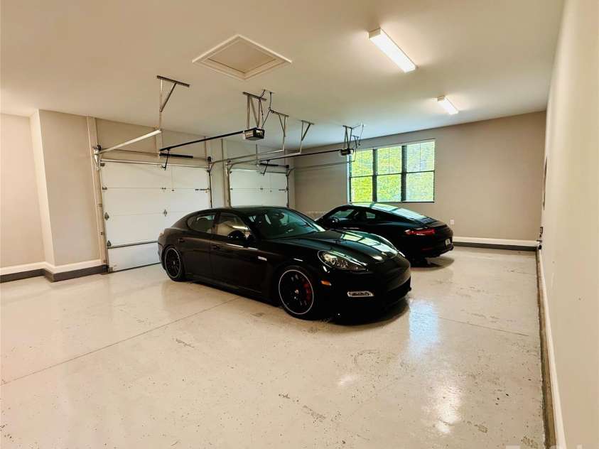 1420 Roundstone Road, Sherrills Ford, NC 28673.  MLS# CAR4369339, YatesRealty ID 16847. 