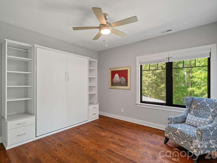 1420 Roundstone Road, Sherrills Ford, NC 28673.  MLS# CAR4369339, YatesRealty ID 16847. Custom Murphey Bed
