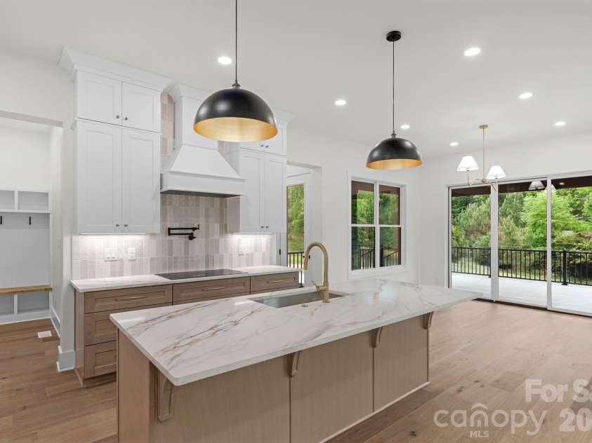 7701 Willowdale Drive, Waxhaw, NC 28173.  MLS# CAR4372276, YatesRealty ID 16848. 