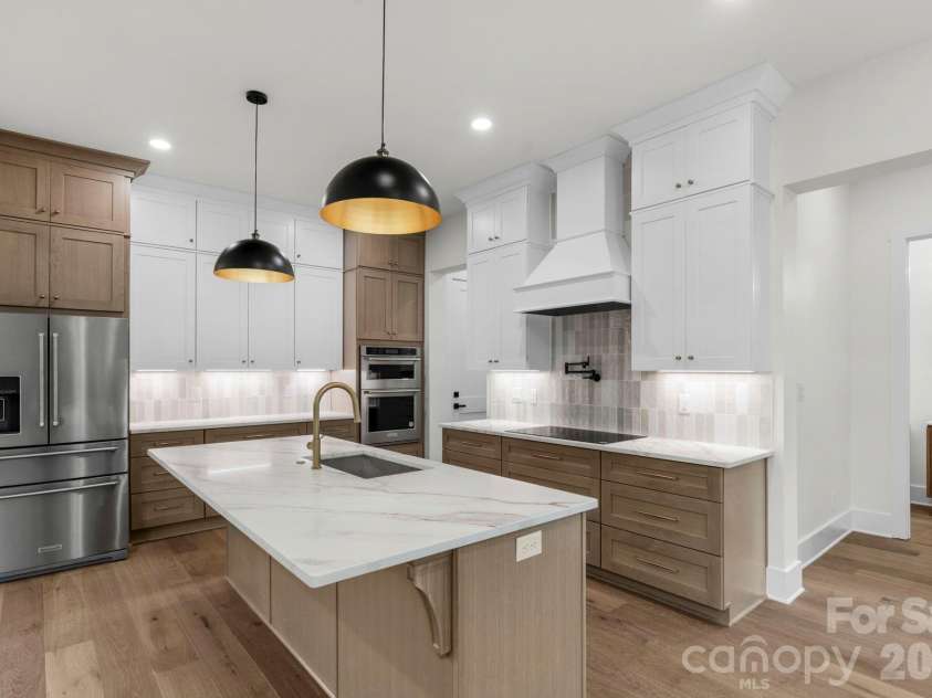 7701 Willowdale Drive, Waxhaw, NC 28173.  MLS# CAR4372276, YatesRealty ID 16848. 