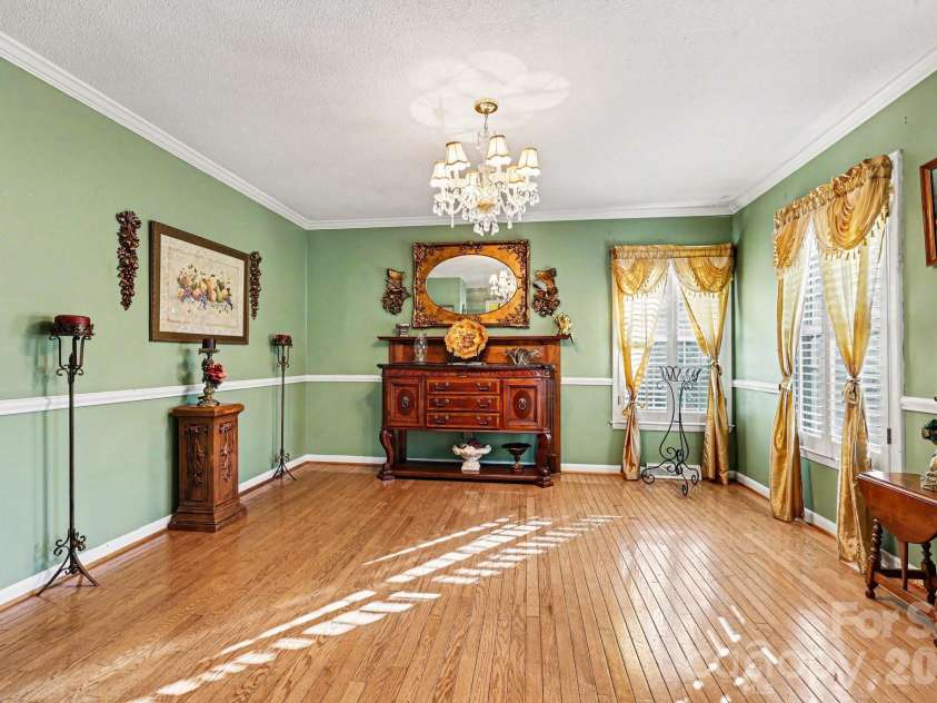 324 Windsor Drive, Salisbury, NC 28144.  MLS# CAR4345611, YatesRealty ID 16849. 