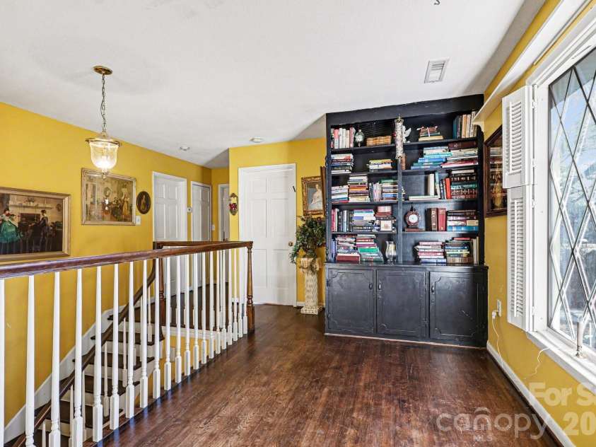 324 Windsor Drive, Salisbury, NC 28144.  MLS# CAR4345611, YatesRealty ID 16849. 