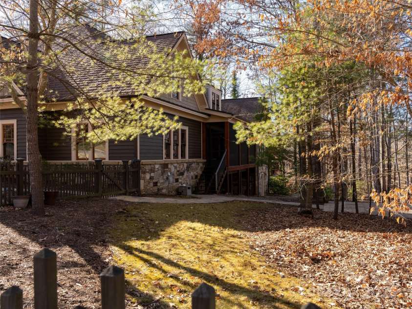 629 Wickhams Fancy Drive, Biltmore Lake, NC 28715.  MLS# CAR4231005, YatesRealty ID 1685. 