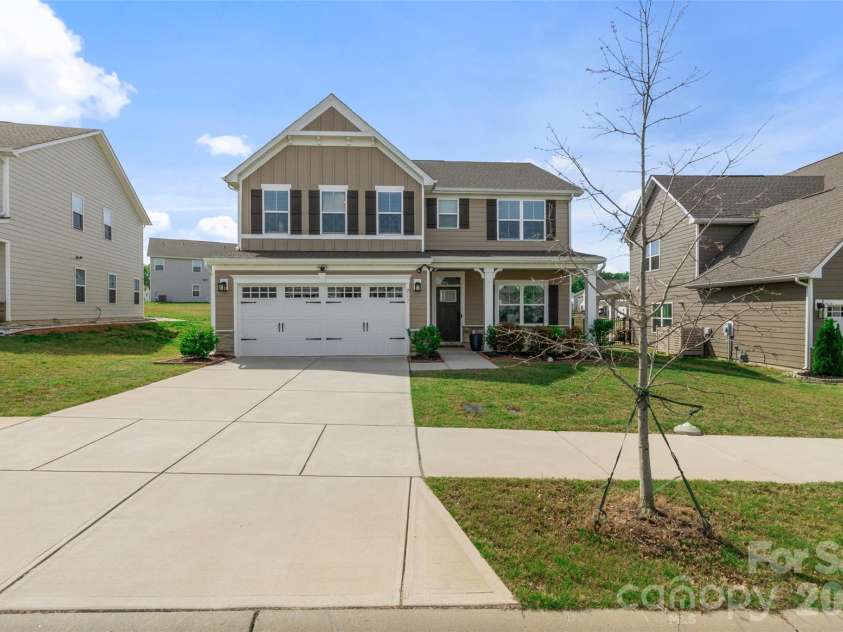 217 Yellow Birch Drive, Indian Trail, NC 28079.  MLS# CAR4370727, YatesRealty ID 16852. 