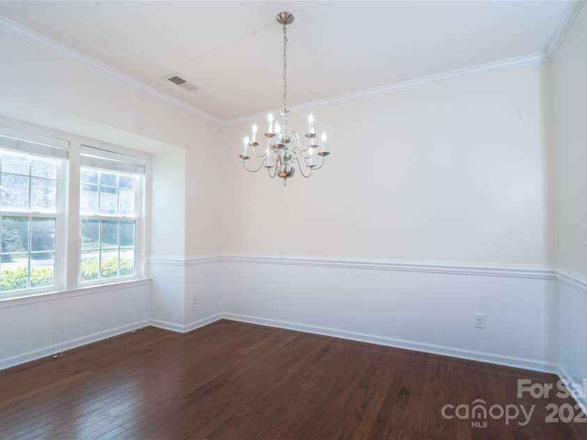 9760 Springholm Drive, Charlotte, NC 28278.  MLS# CAR4221424, YatesRealty ID 16853. Dining Room