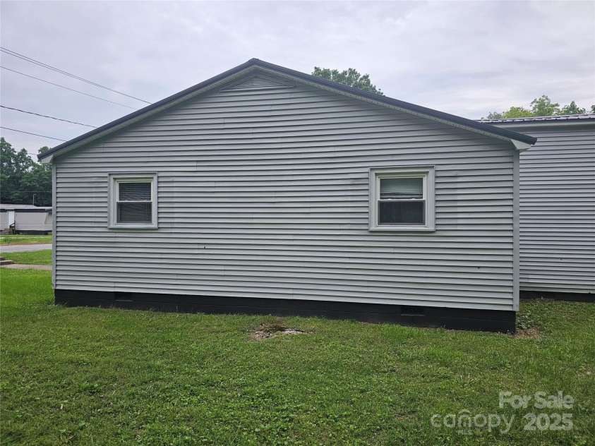 905 Klondale Street, China Grove, NC 28023.  MLS# CAR4263257, YatesRealty ID 16854. 