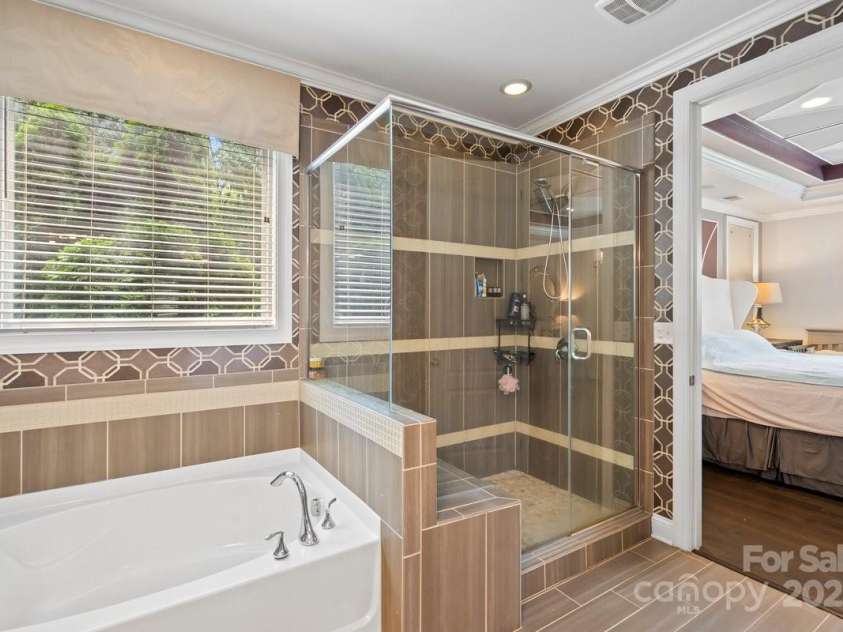 8514 Ellington Park Drive, Charlotte, NC 28277.  MLS# CAR4256108, YatesRealty ID 16855. 