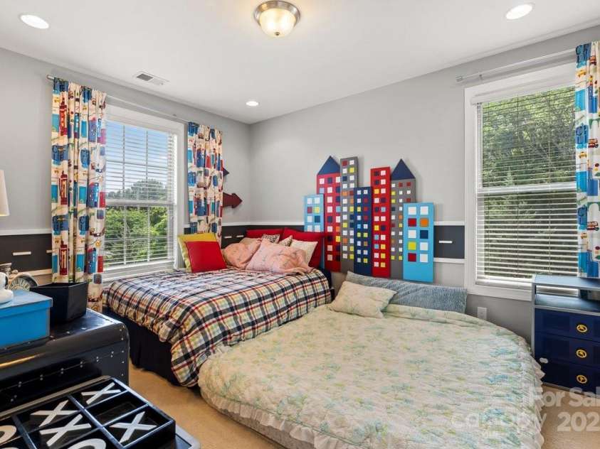 8514 Ellington Park Drive, Charlotte, NC 28277.  MLS# CAR4256108, YatesRealty ID 16855. 