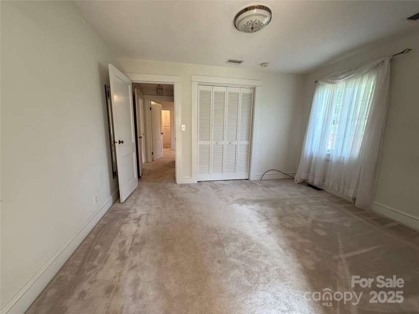 3586 US 70 Road, Marion, NC 28752.  MLS# CAR4263512, YatesRealty ID 16857. 