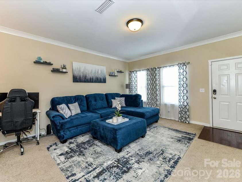 4268 Sutwick Drive, Charlotte, NC 28269.  MLS# CAR4374364, YatesRealty ID 16857. 
