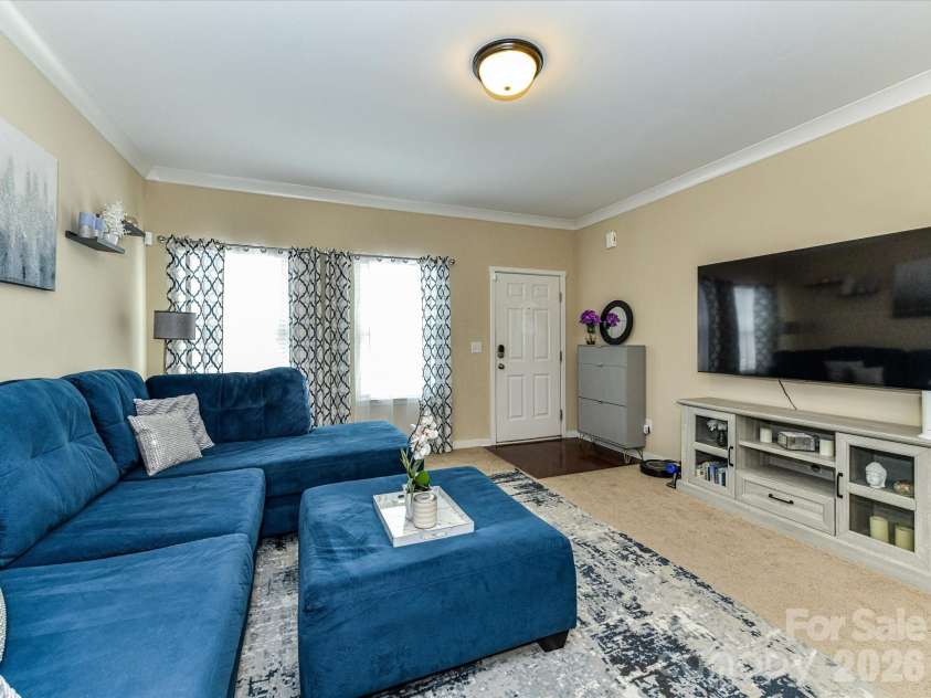 4268 Sutwick Drive, Charlotte, NC 28269.  MLS# CAR4374364, YatesRealty ID 16857. 