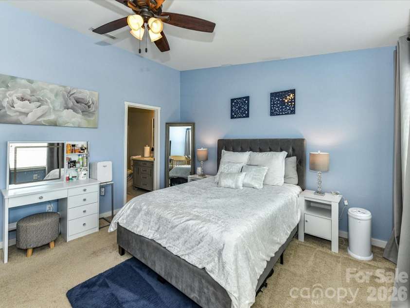 4268 Sutwick Drive, Charlotte, NC 28269.  MLS# CAR4374364, YatesRealty ID 16857. 