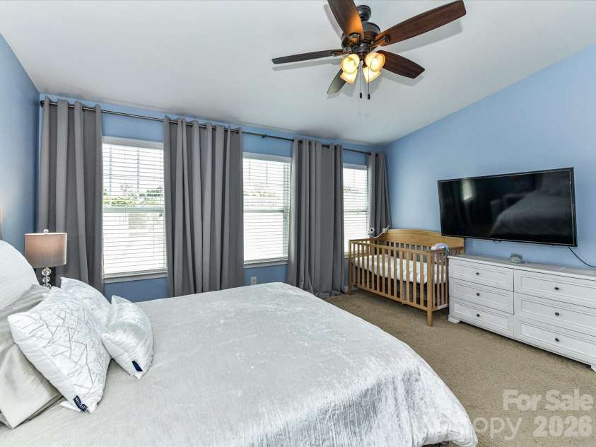 4268 Sutwick Drive, Charlotte, NC 28269.  MLS# CAR4374364, YatesRealty ID 16857. 