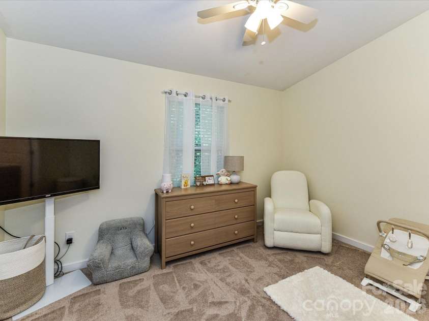 4268 Sutwick Drive, Charlotte, NC 28269.  MLS# CAR4374364, YatesRealty ID 16857. 