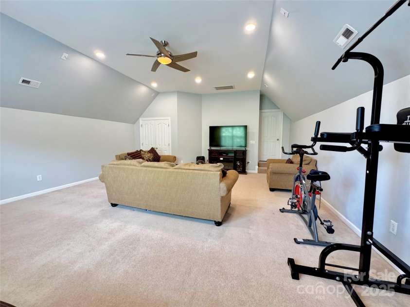 16012 Caranna Court, Charlotte, NC 28277.  MLS# CAR4259303, YatesRealty ID 16859. Bonus/ Bedroom
