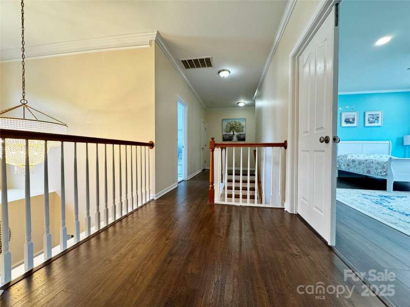 16012 Caranna Court, Charlotte, NC 28277.  MLS# CAR4259303, YatesRealty ID 16859. Hallway