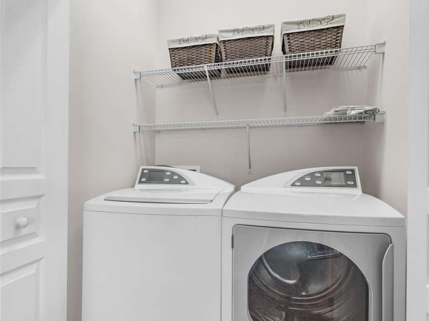 22125 Tern Court, Fort Mill, SC 29707.  MLS# CAR4332962, YatesRealty ID 1686. Washer Dryer