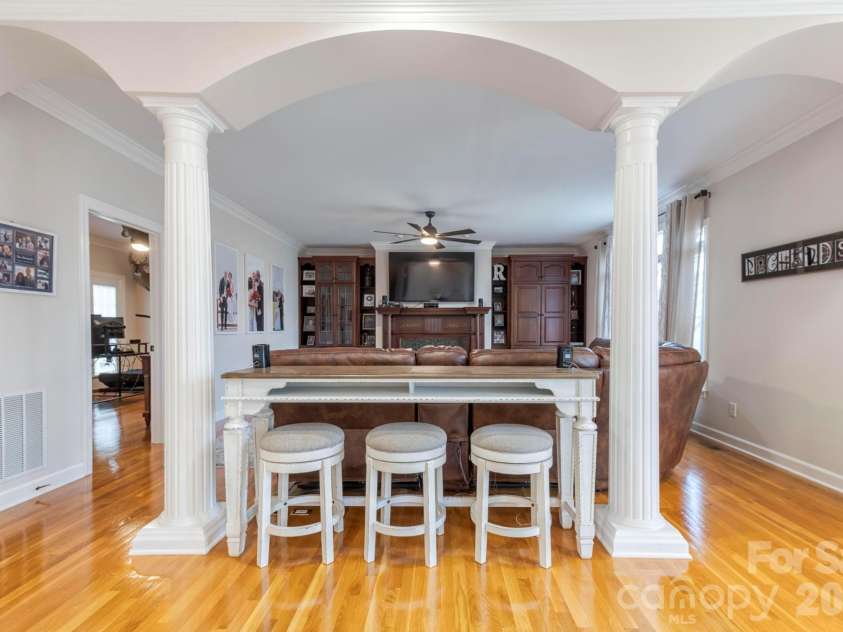 510 Stonecroft Court, Lenoir, NC 28645.  MLS# CAR4354682, YatesRealty ID 16860. 