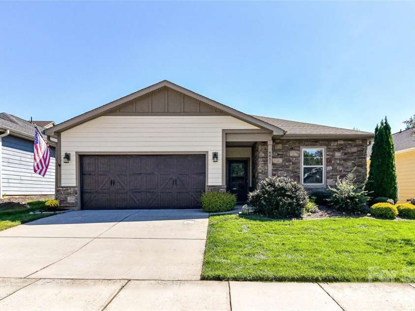 4851 Looking Glass Trail, Denver, NC 28037.  MLS# CAR4366989, YatesRealty ID 16863. 
