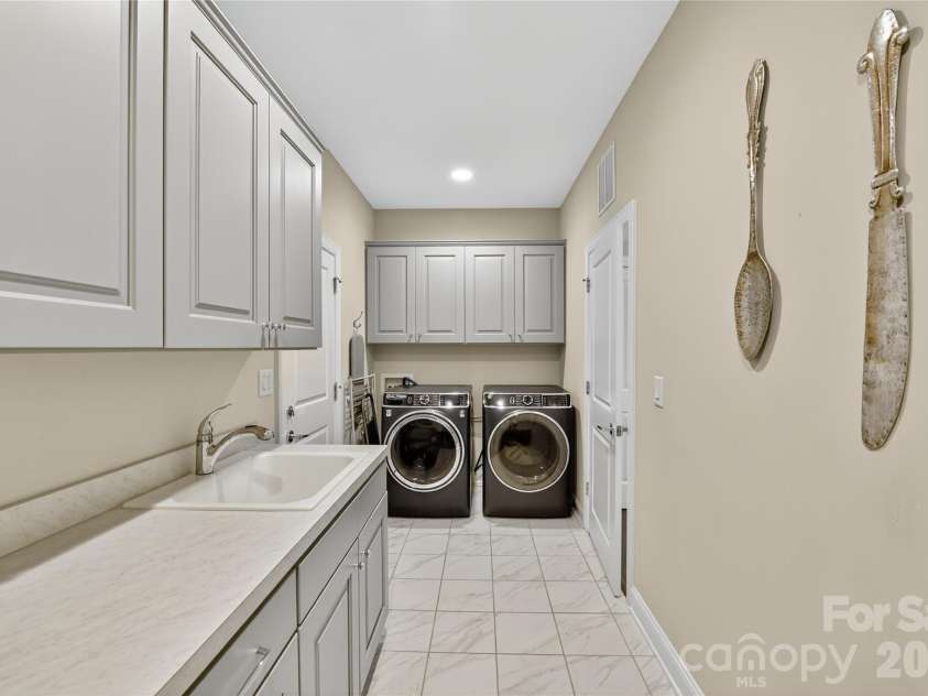 4851 Looking Glass Trail, Denver, NC 28037.  MLS# CAR4366989, YatesRealty ID 16863. 