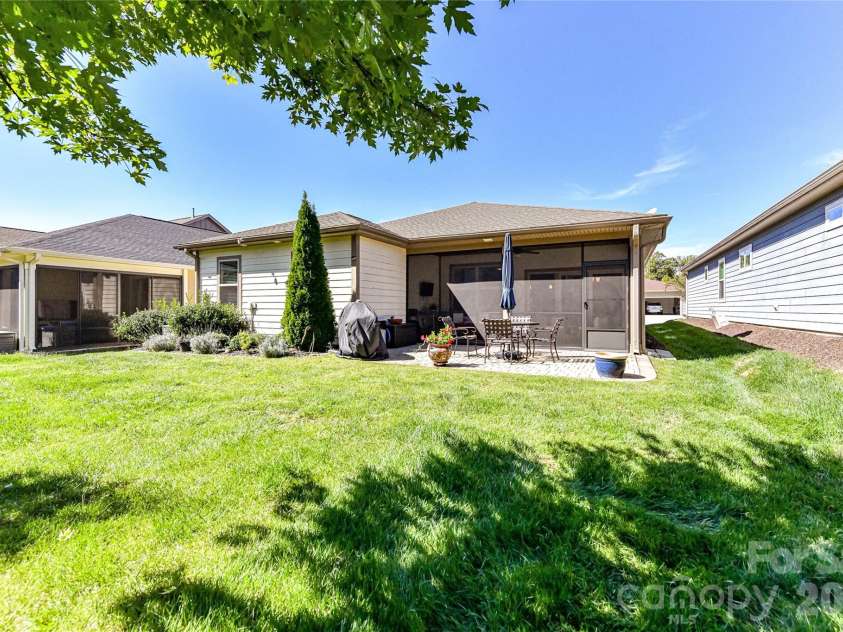 4851 Looking Glass Trail, Denver, NC 28037.  MLS# CAR4366989, YatesRealty ID 16863. 