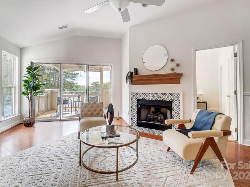 7836 Village Harbor Drive, Cornelius, NC 28031.  MLS# CAR4243199, YatesRealty ID 16863. 