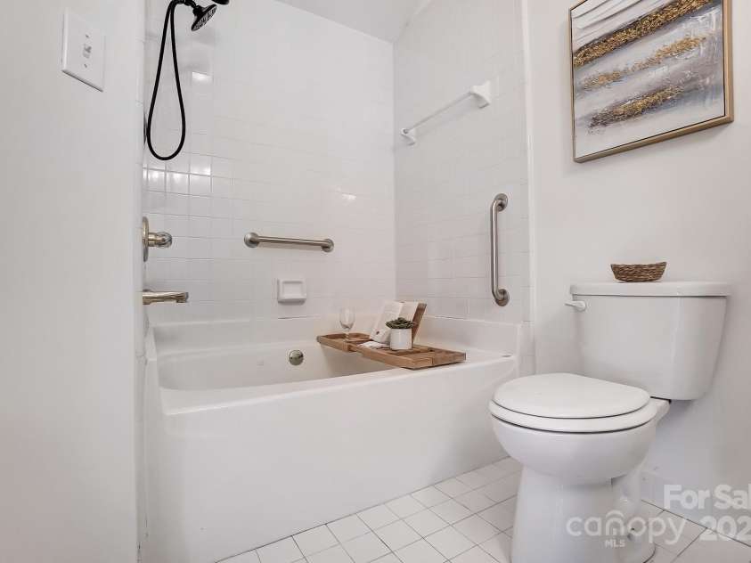 7836 Village Harbor Drive, Cornelius, NC 28031.  MLS# CAR4243199, YatesRealty ID 16863. 